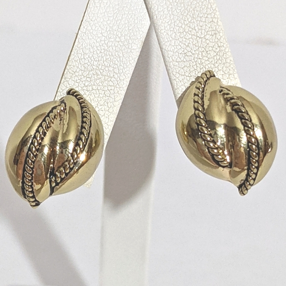 Vintage 80's Gold Signed HMN Clip Earrings